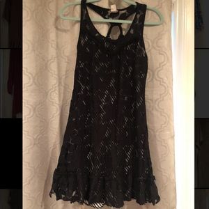 Daytrip lace sleeveless dress